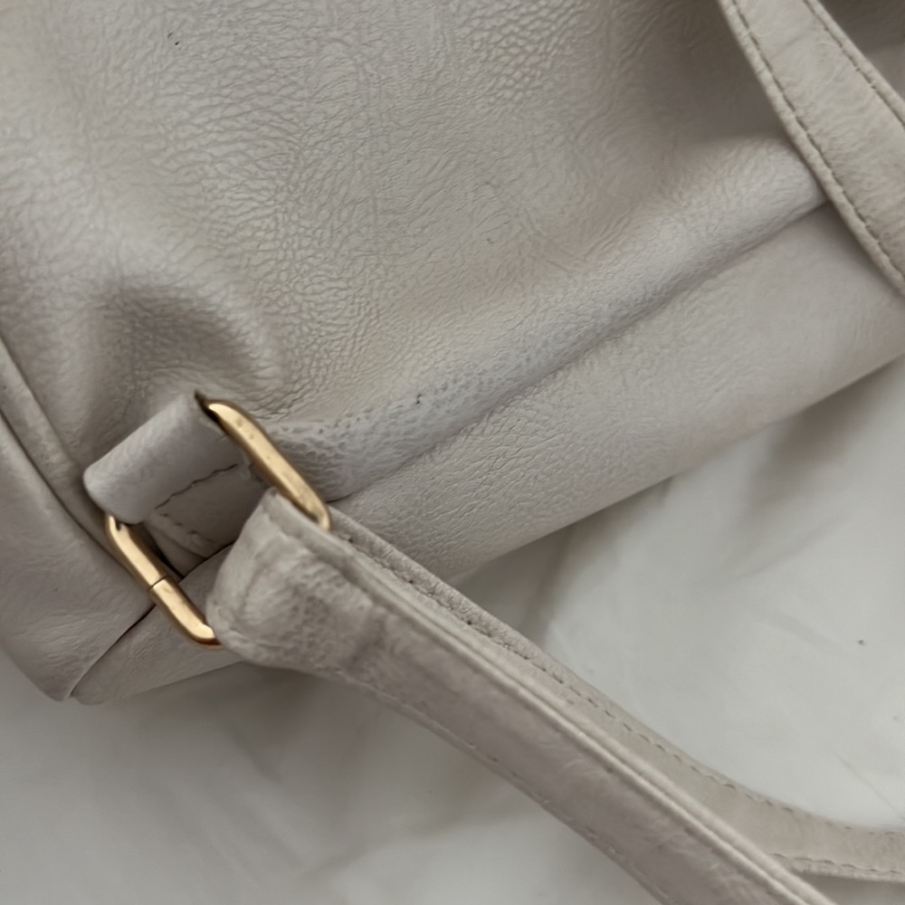 Unicorn ๐ฆ Backpack - Picture 3 of 8